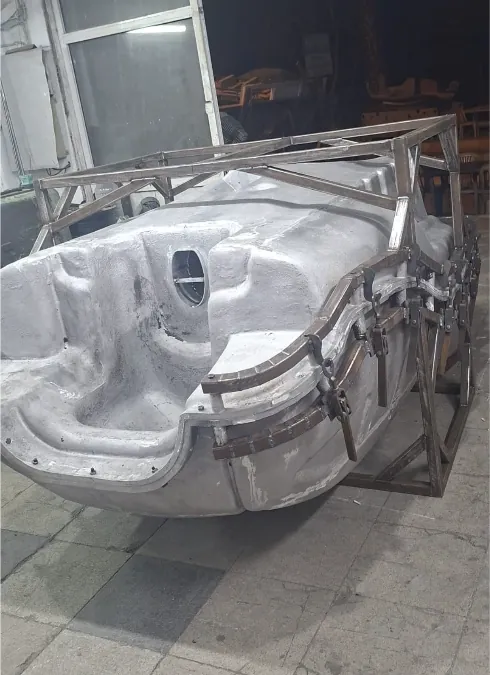 Rotational mold — aluminum mold body